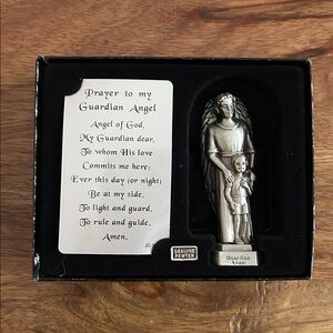 NWOT, 1995 Genuine Pewter Guardian Angel with Prayer Card
